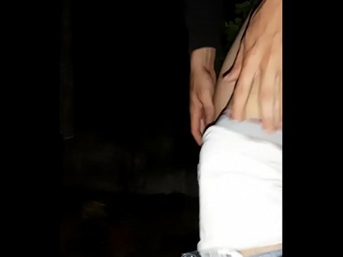 ❤️ Mans kaimiņš uzlēca uz manas karantīnas sienas Porno pie lv.com-porn-hat.ru ❌❤