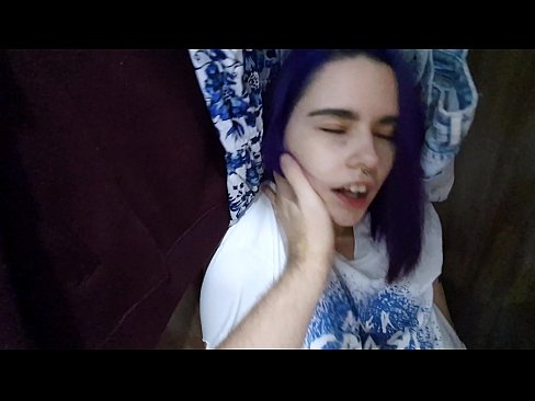 ❤️ Atradu savu māsu skapī un palīdzēju viņai beigt. Porno pie lv.com-porn-hat.ru ❌❤